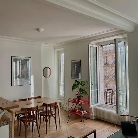 Beautiful New Close To Montmartre Paris